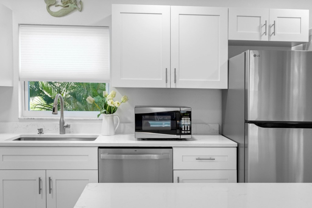 102-web-or-mls-UnitA-22