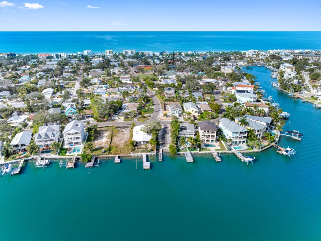 44-web-or-mls-20515thAve,IndianRocksBeach,FL-37