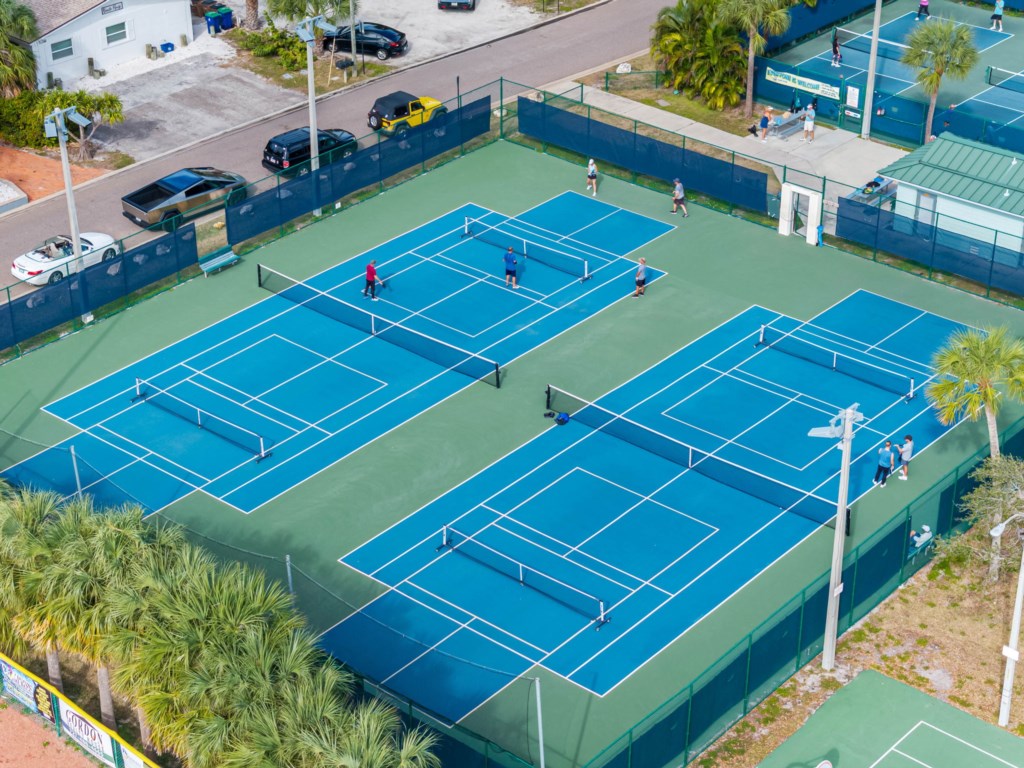 79-web-or-mls-20515thAve,IndianRocksBeach,FL-63