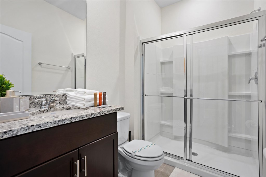 7623 Oakmoss Loop (23).jpg