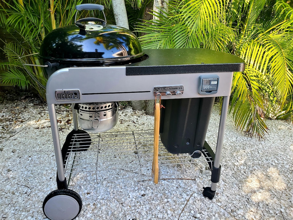 A commercial grade Weber grill awaits the finest of home chefs.