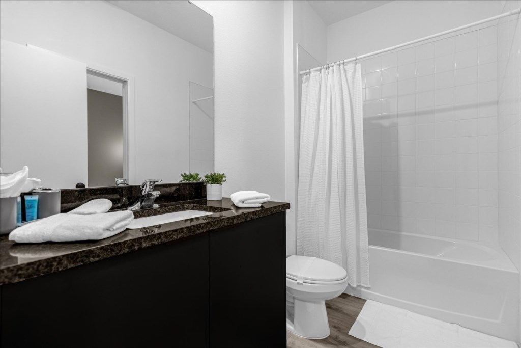 3 bedroom vacation townhouse at The Hub at Westside Reserve - Image 22