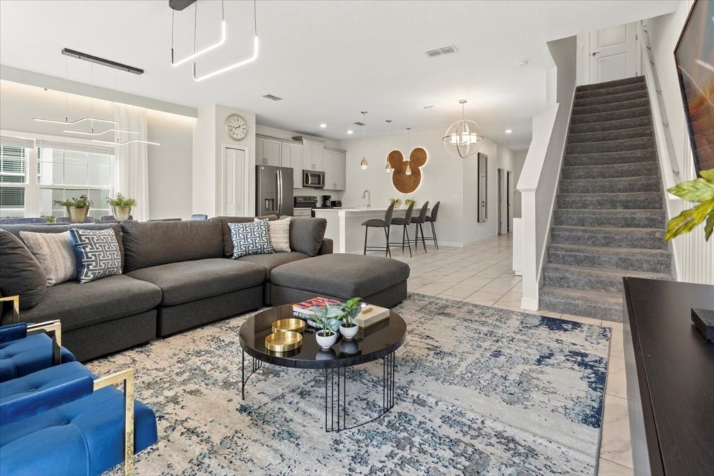 5 bedroom vacation townhouse at Storey Lake - Image 2