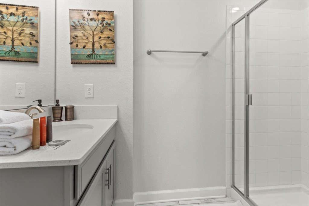 5 bedroom vacation townhouse at Storey Lake - Image 25