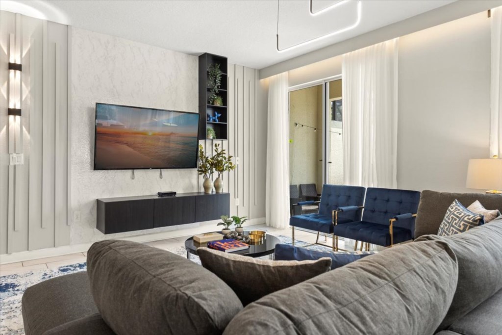 5 bedroom vacation townhouse at Storey Lake - Image 3