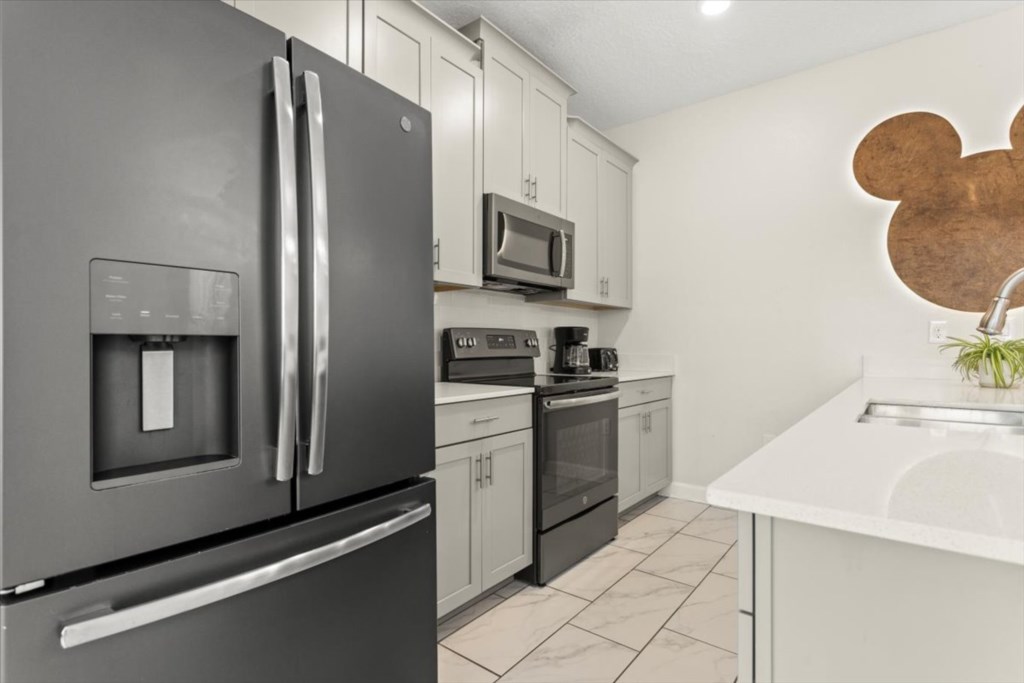 5 bedroom vacation townhouse at Storey Lake - Image 7