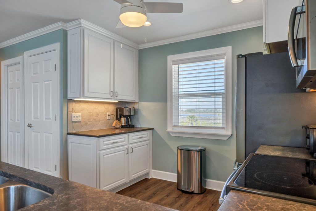 All stainless appliances with designated coffee bar with standard and Keurig coffee maker