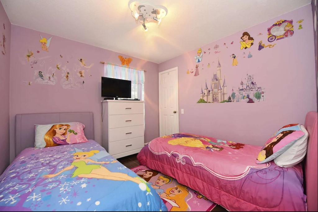 Princess Bedroom 1.jpg