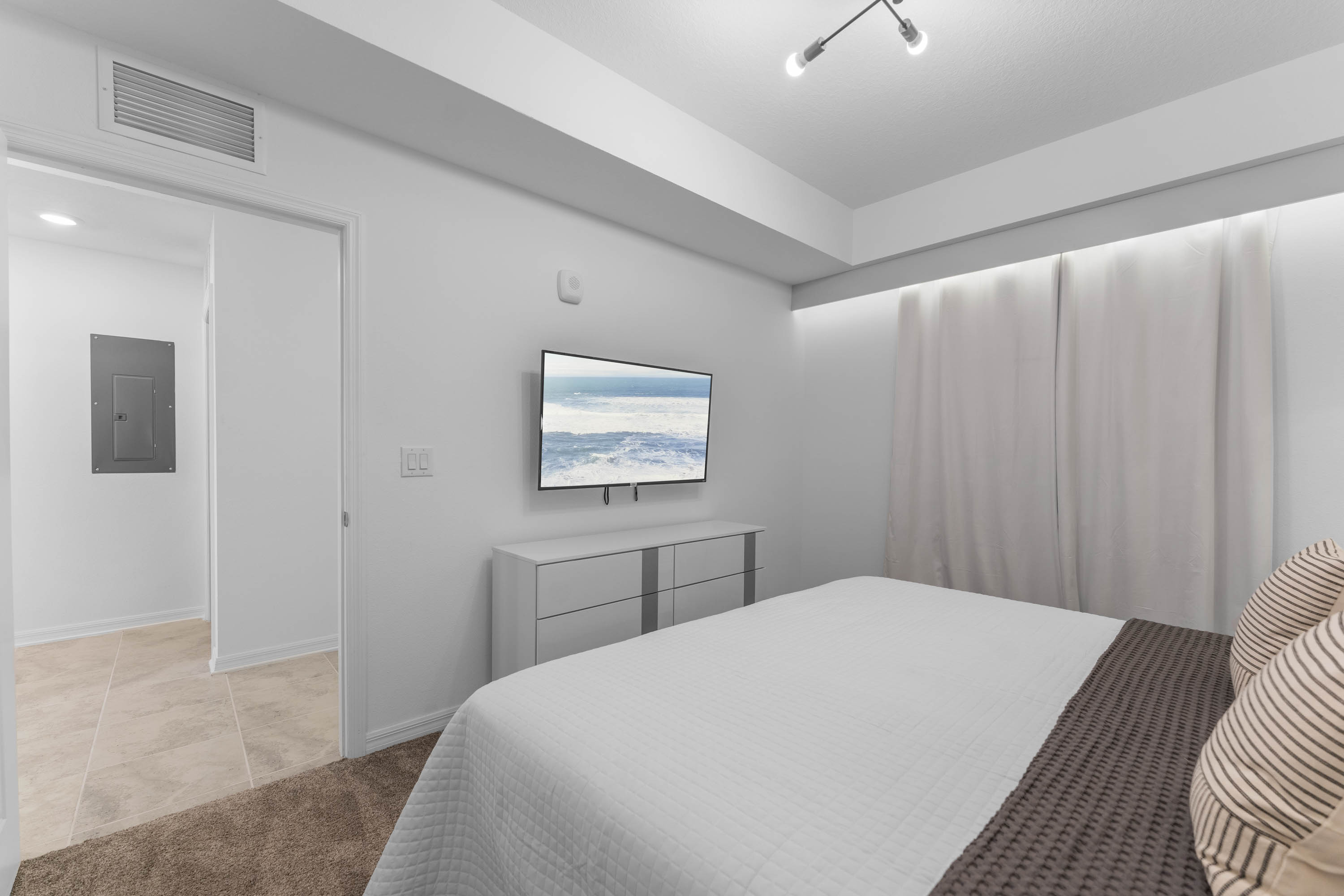 2 bedroom vacation apartment at Storey Lake - Image 20