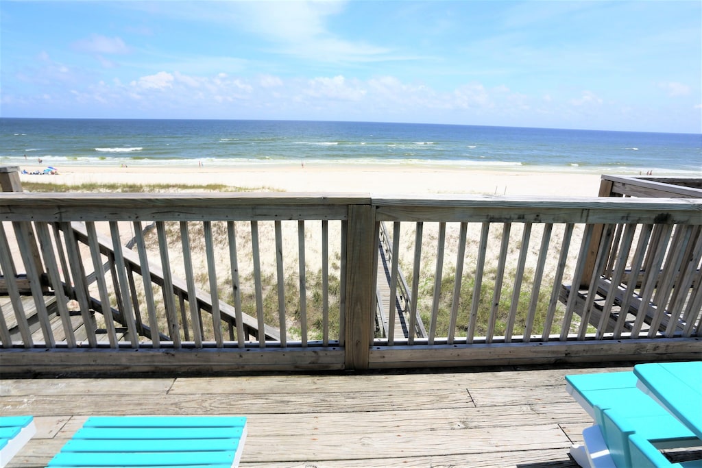 Enjoy a beautiful view of the Gulf of Mexico!