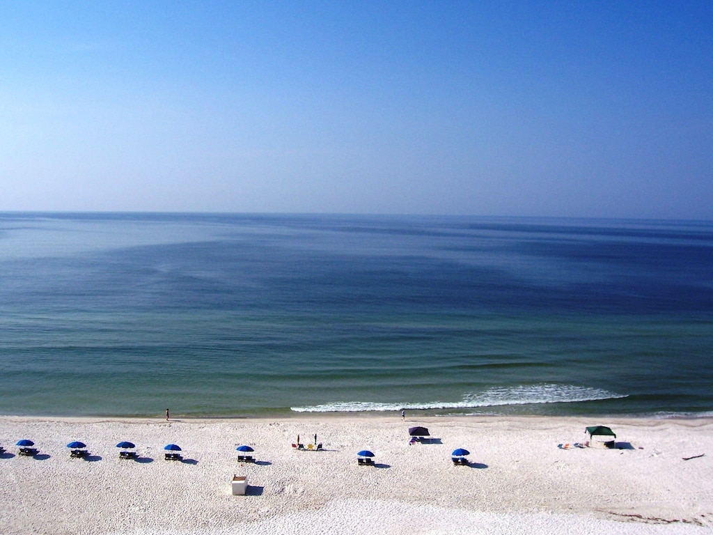 View of the white sand and emerald waters in Perdido Key. 