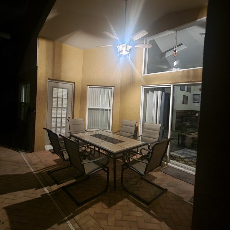 outsidedining