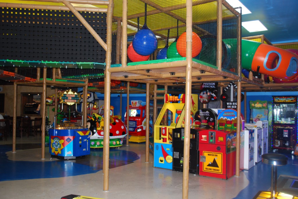 Arcade and Indoor Playground.JPG