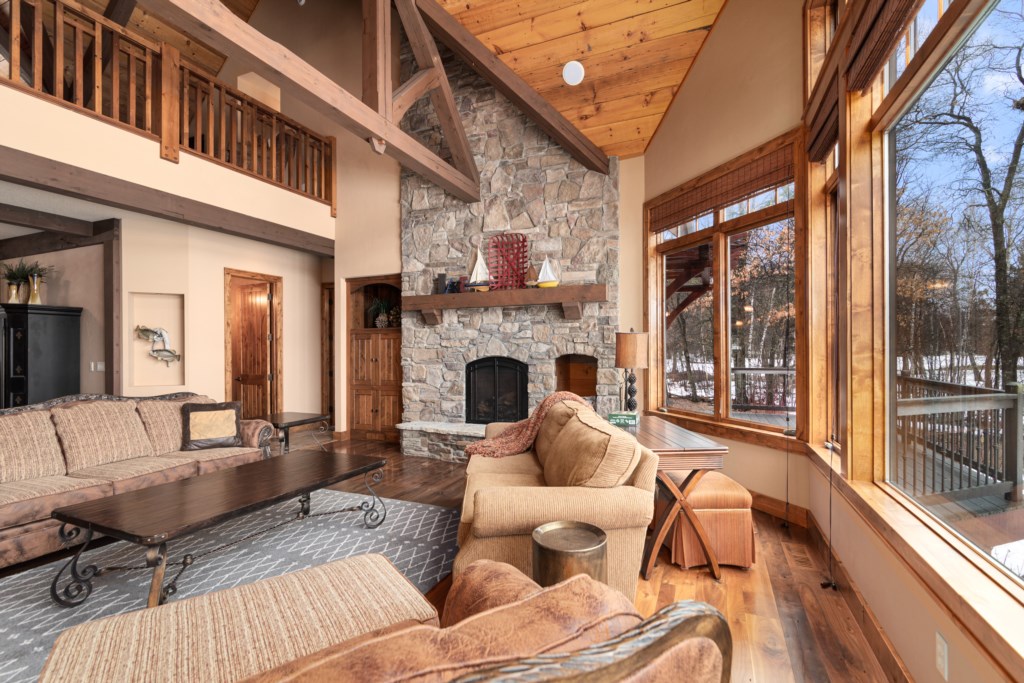 Lakeside Great Room