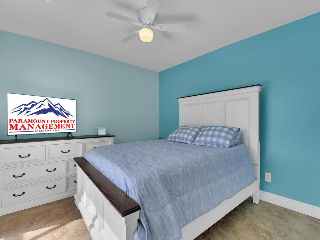 2118 SW 38th Terrace Cape Coral FL 33914 USA-024-069-Guest Room 1-MLS_Size.jpg