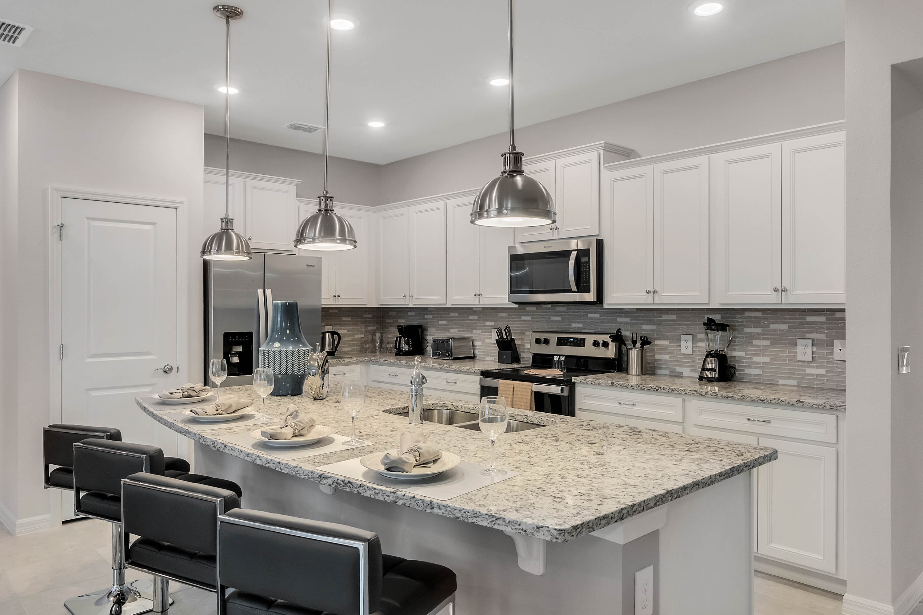 5 bedroom vacation townhouse at Windsor Island Resort - Image 11