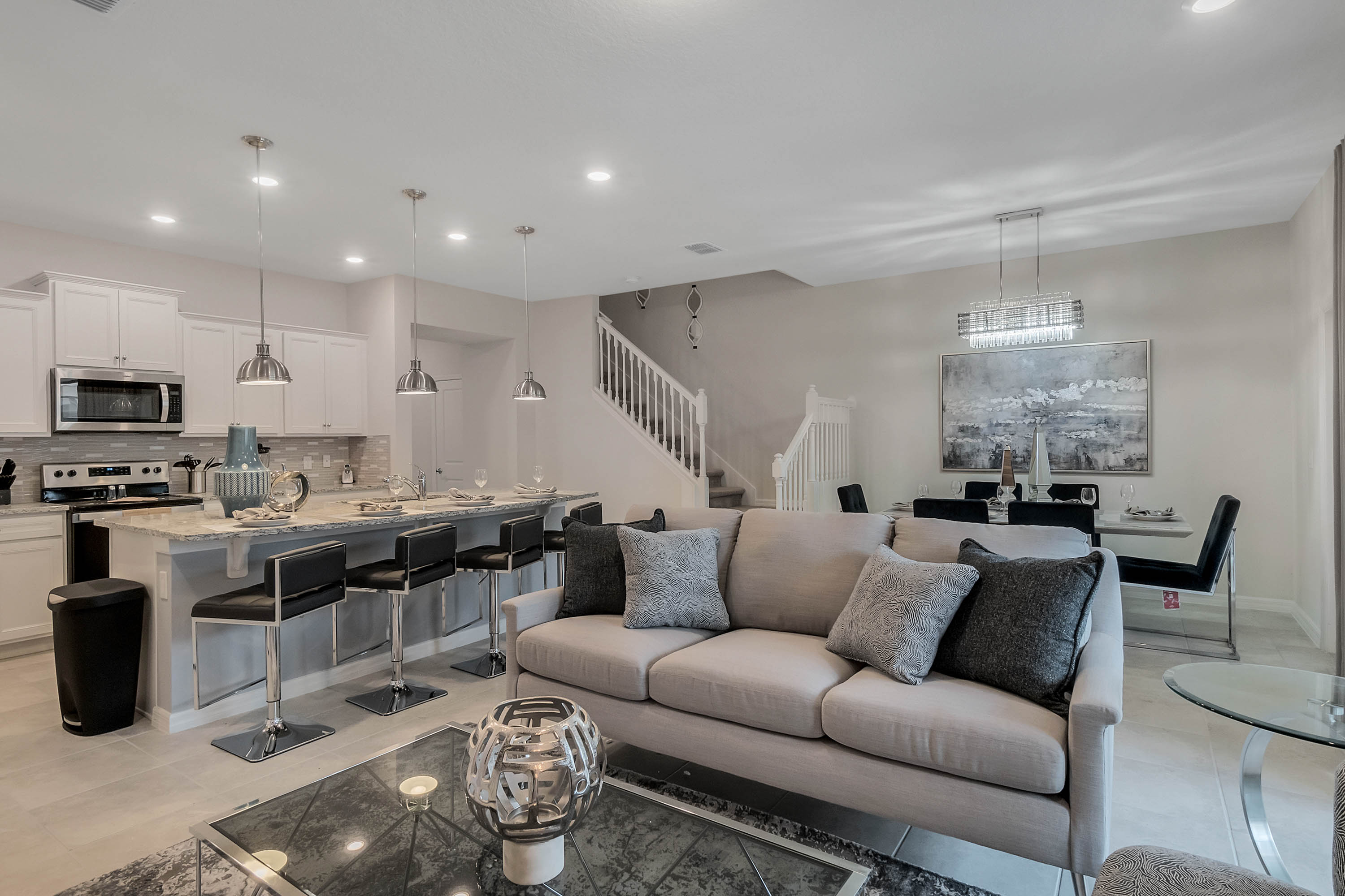 5 bedroom vacation townhouse at Windsor Island Resort - Image 2