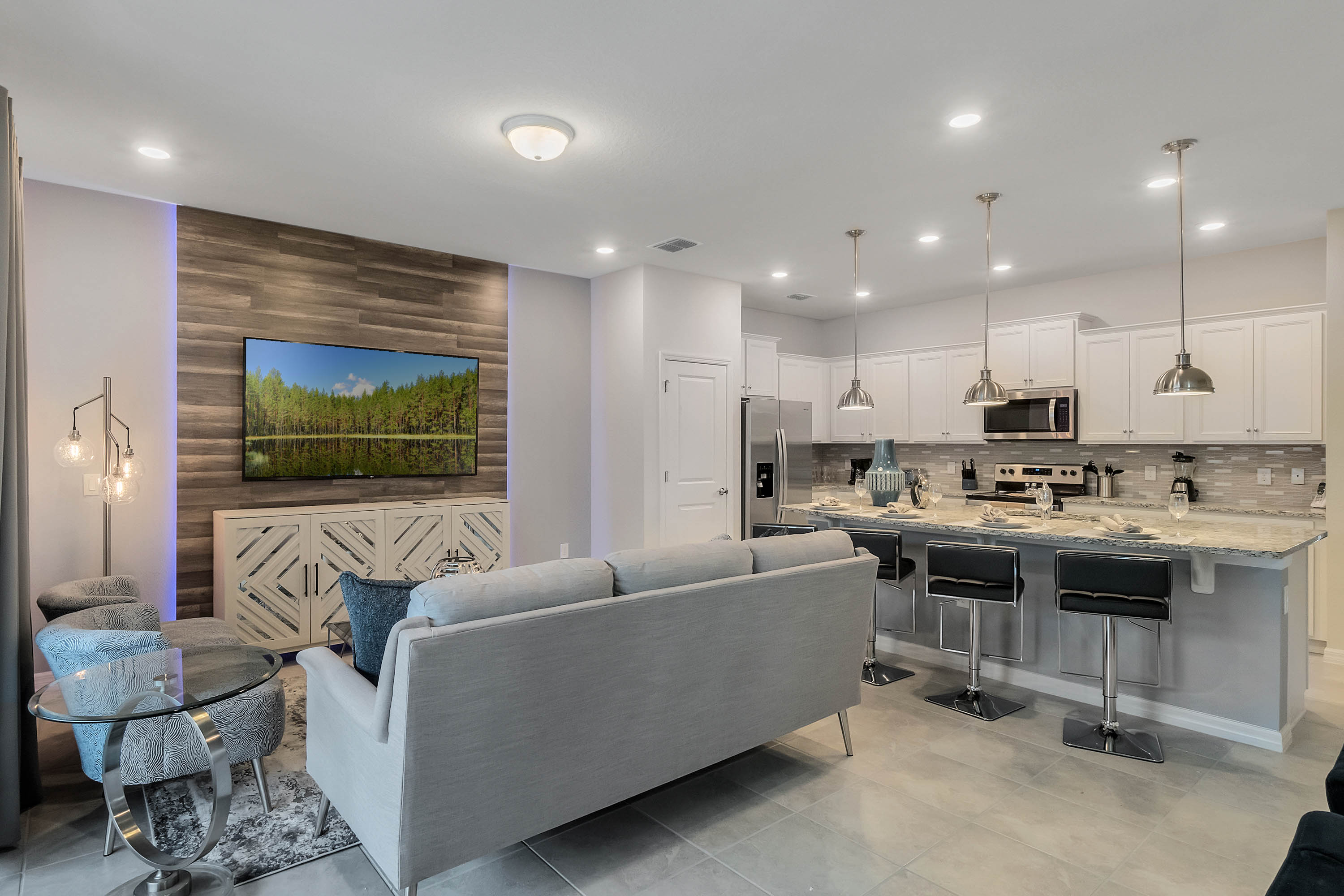 5 bedroom vacation townhouse at Windsor Island Resort - Image 3