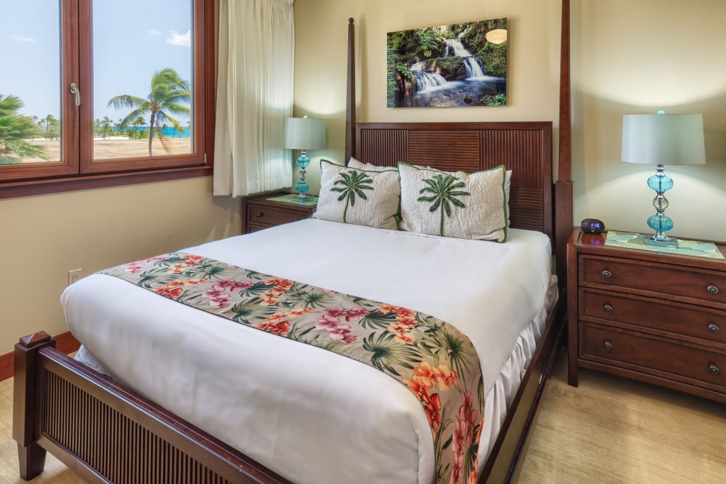 Beach Tower 307 - 2nd Bedroom w/ Queen Bed