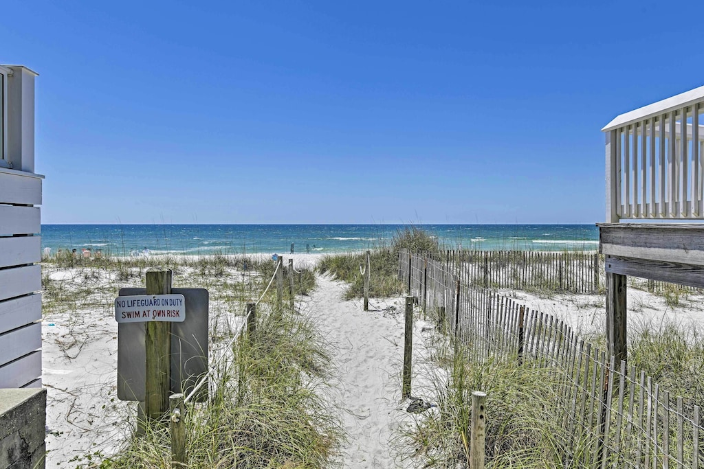 Nearby Beach Rick Seltzer Park with Free Showers | Free Parking | Free Changing Facilities and Bathrooms