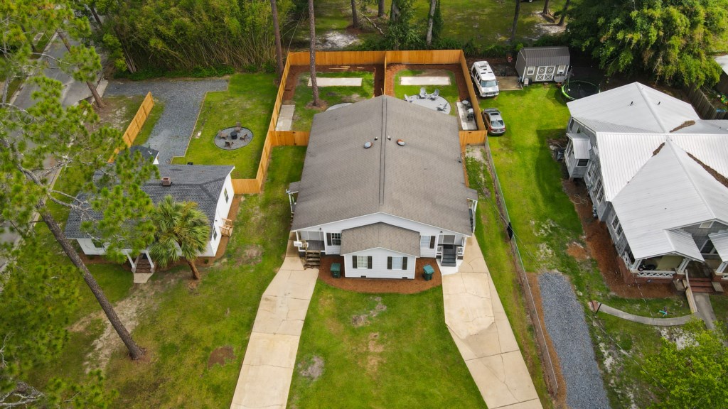 232 Mimosa birdseye view