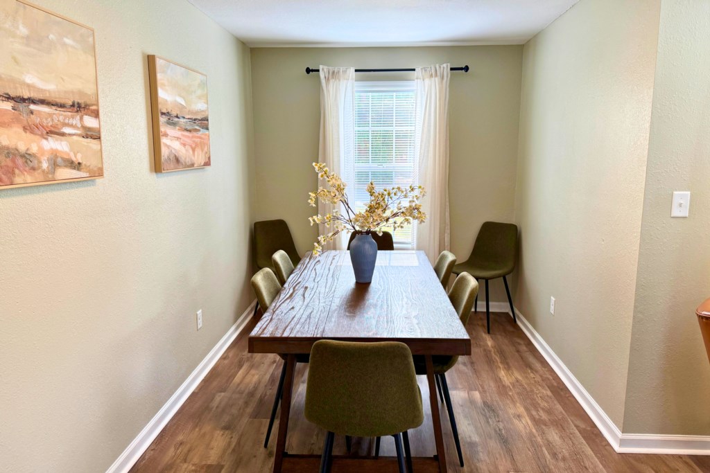232 Mimosa Stay Dining Room-2