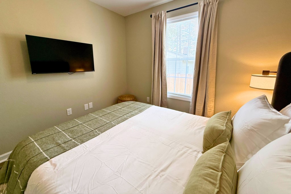 232 Mimosa Stay Queen Bedroom-2