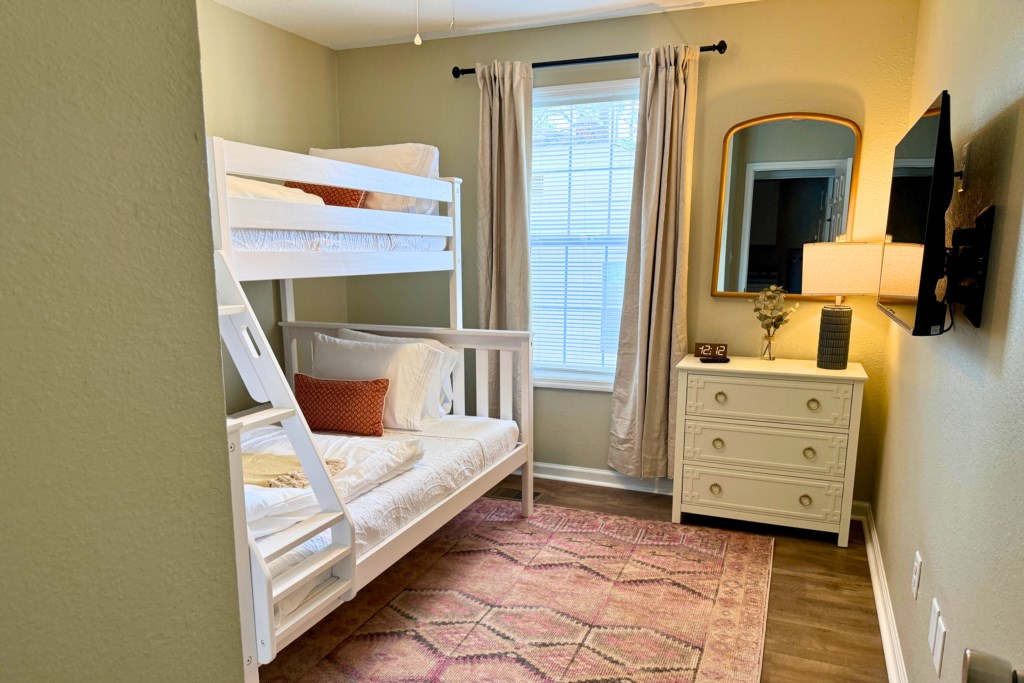 232 Mimosa Stay Twin Bedroom-2