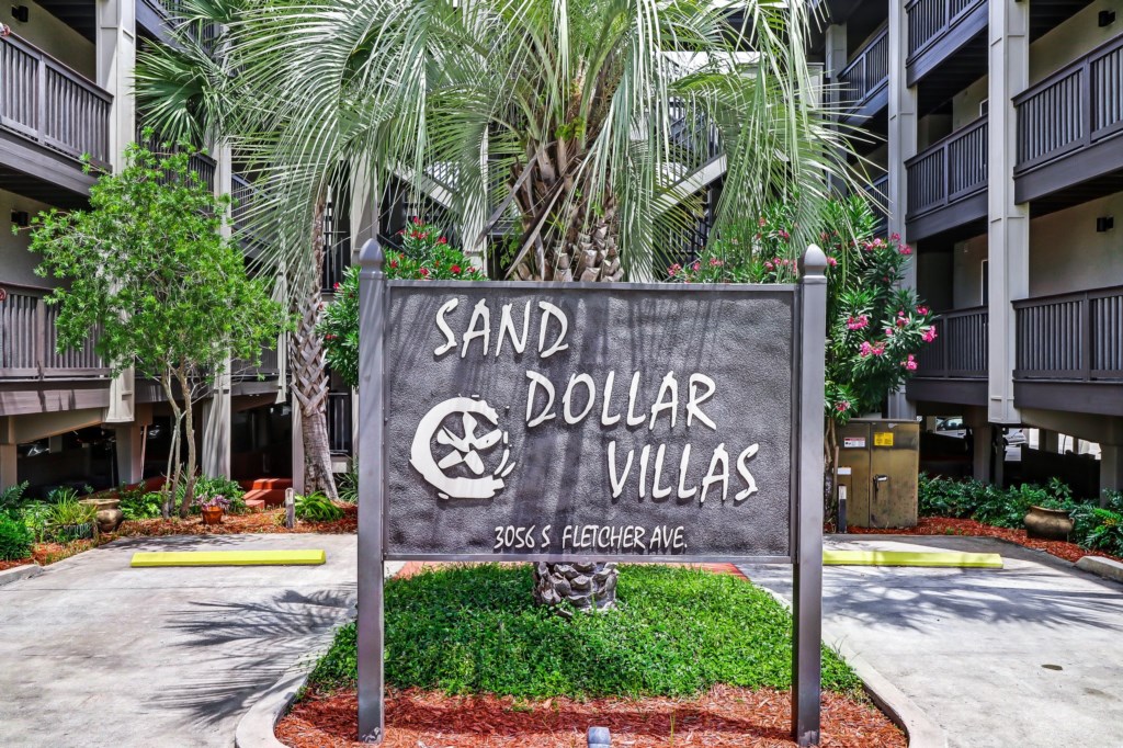 Make your reservation today with Sand Dollar Vacation Rentals for villa Oorah! 