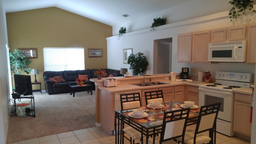 Kitchen/Dining Area/Living Room