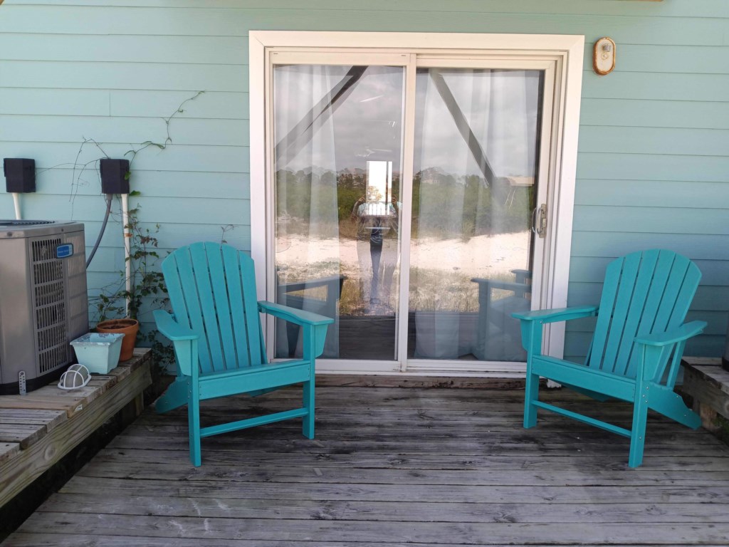 Back deck seating