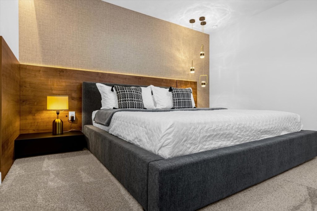9 bedroom vacation house at Storey Lake - Image 18