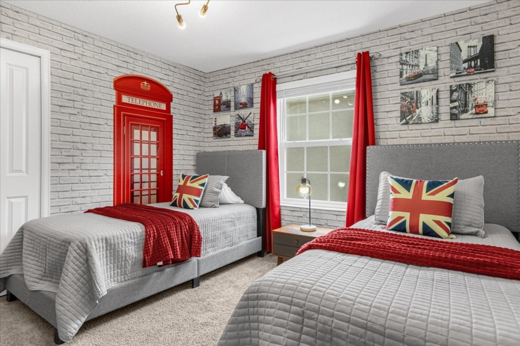 5 bedroom vacation townhouse at Storey Lake - Image 18