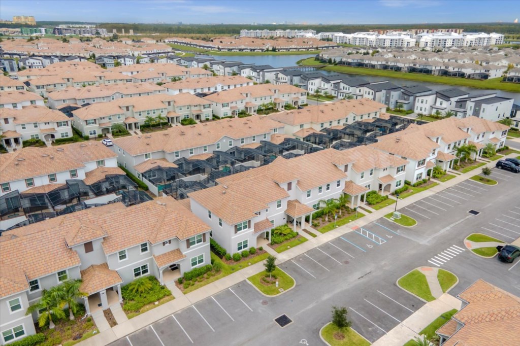 5 bedroom vacation townhouse at Storey Lake - Image 35