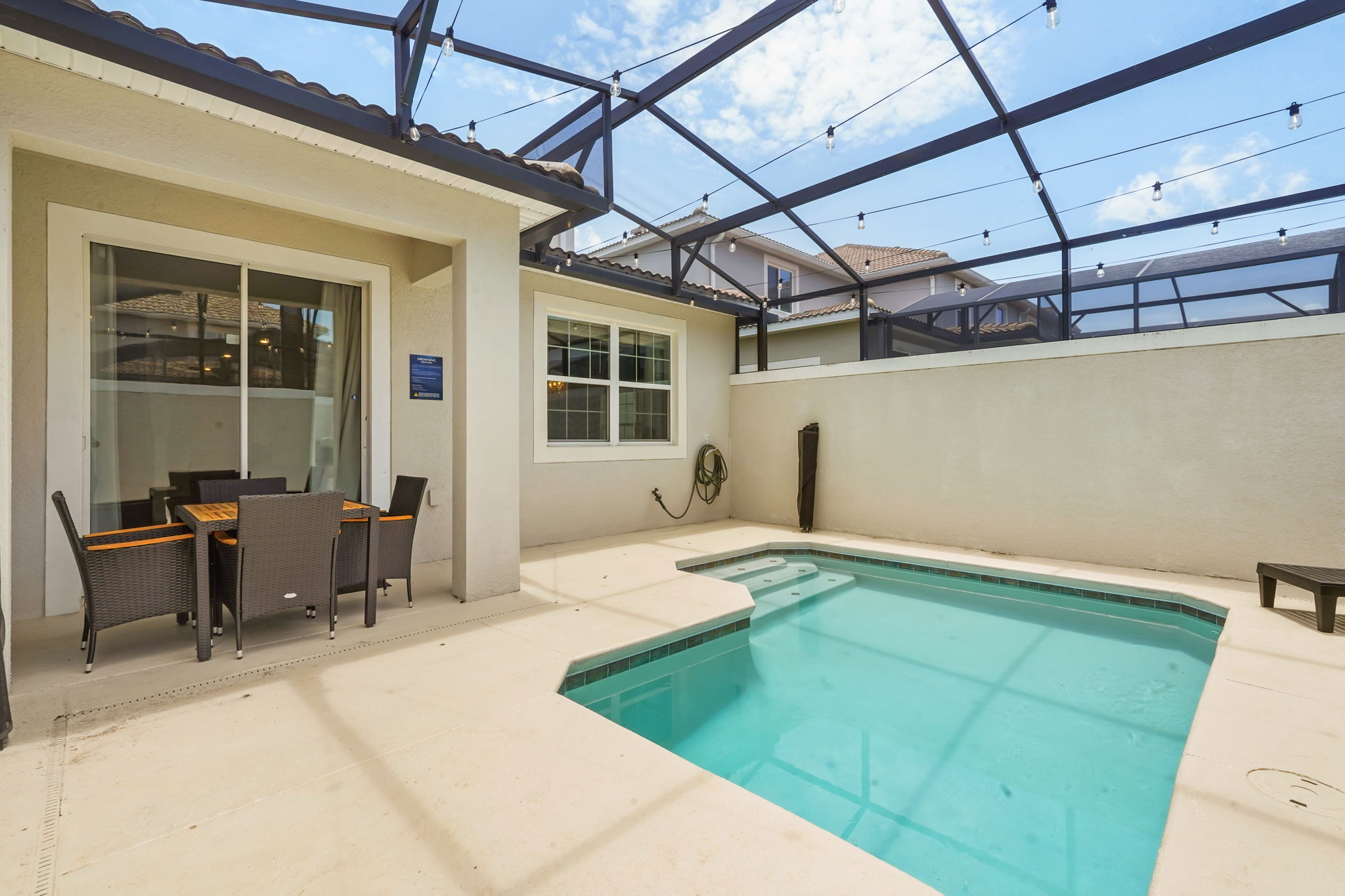 5 bedroom vacation townhouse at Storey Lake - Image 19