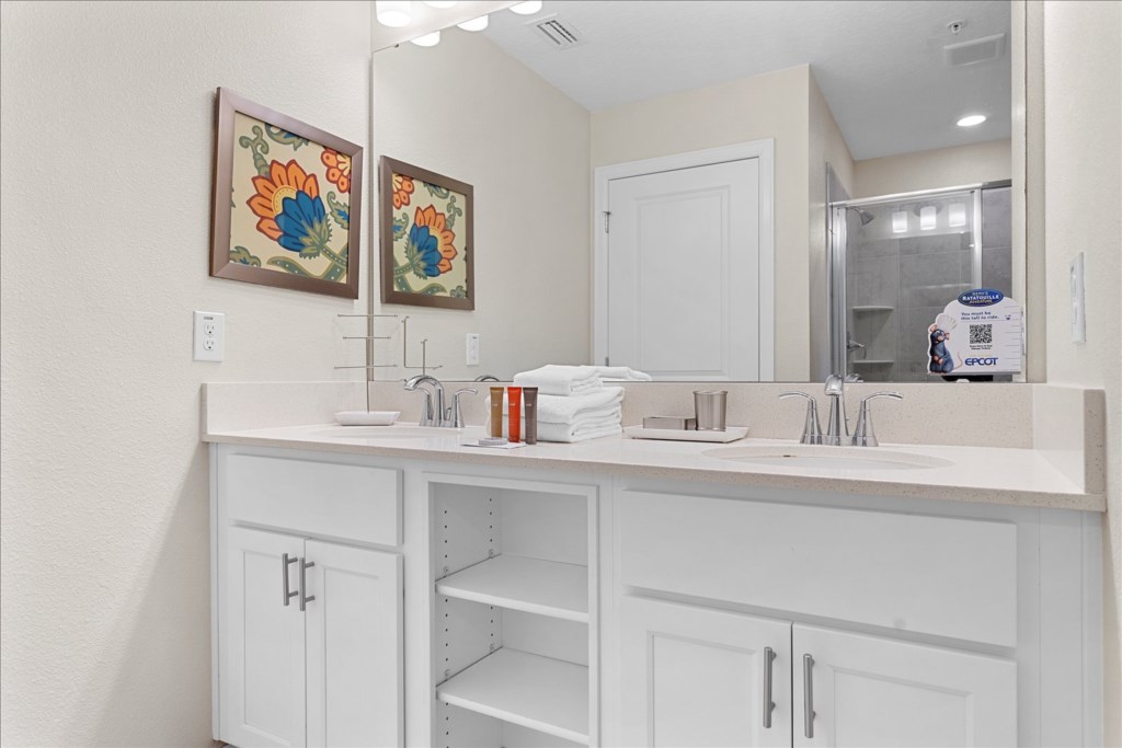 2 bedroom vacation apartment at Storey Lake - Image 21