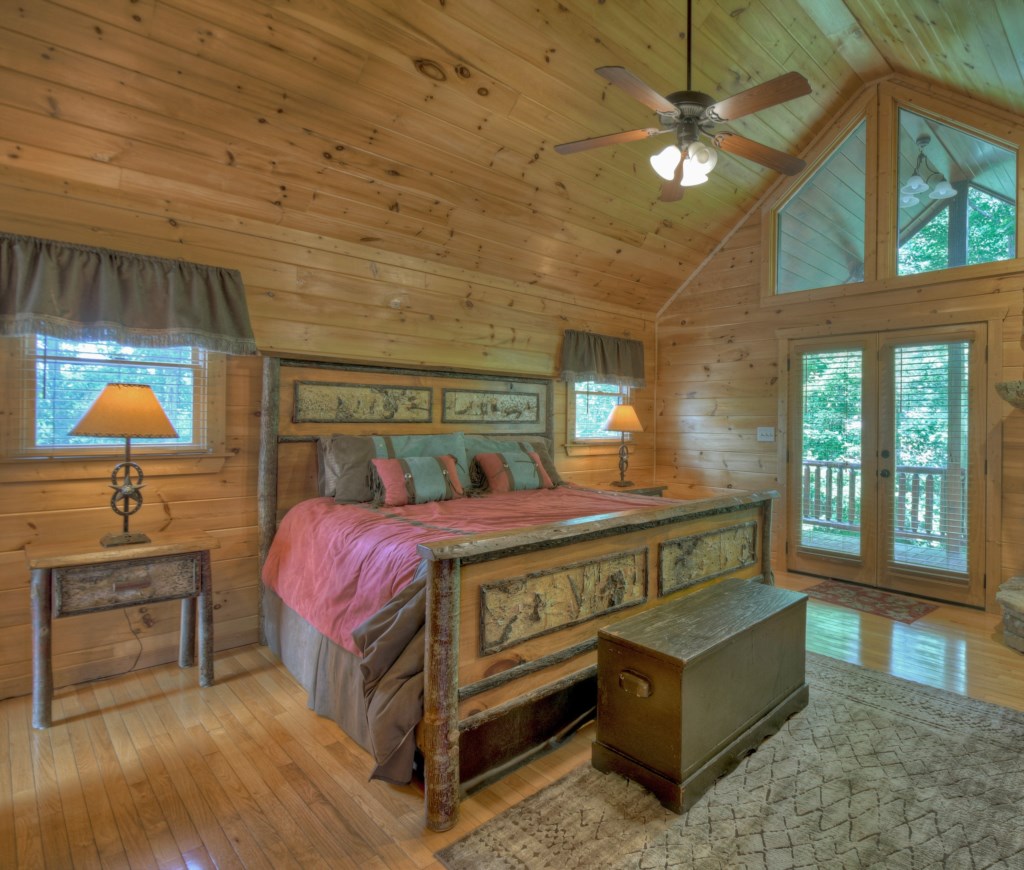 Master king suite in the loft level 