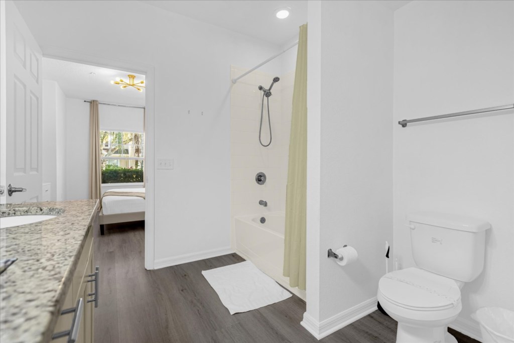 3 bedroom vacation townhouse at Lucaya Village - Image 16