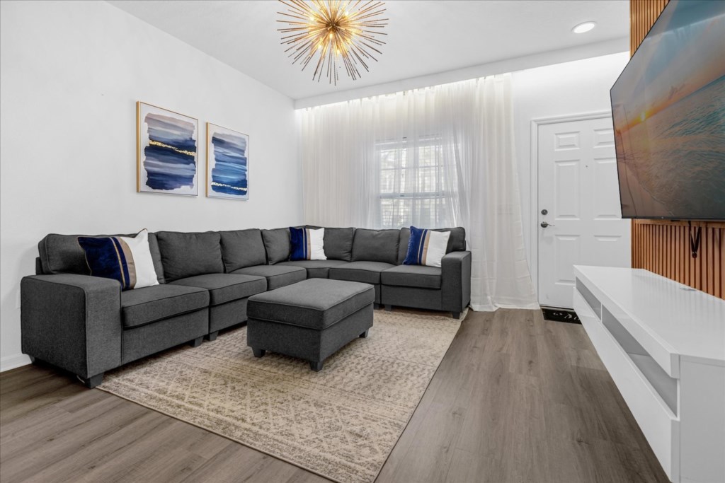3 bedroom vacation townhouse at Lucaya Village - Image 2