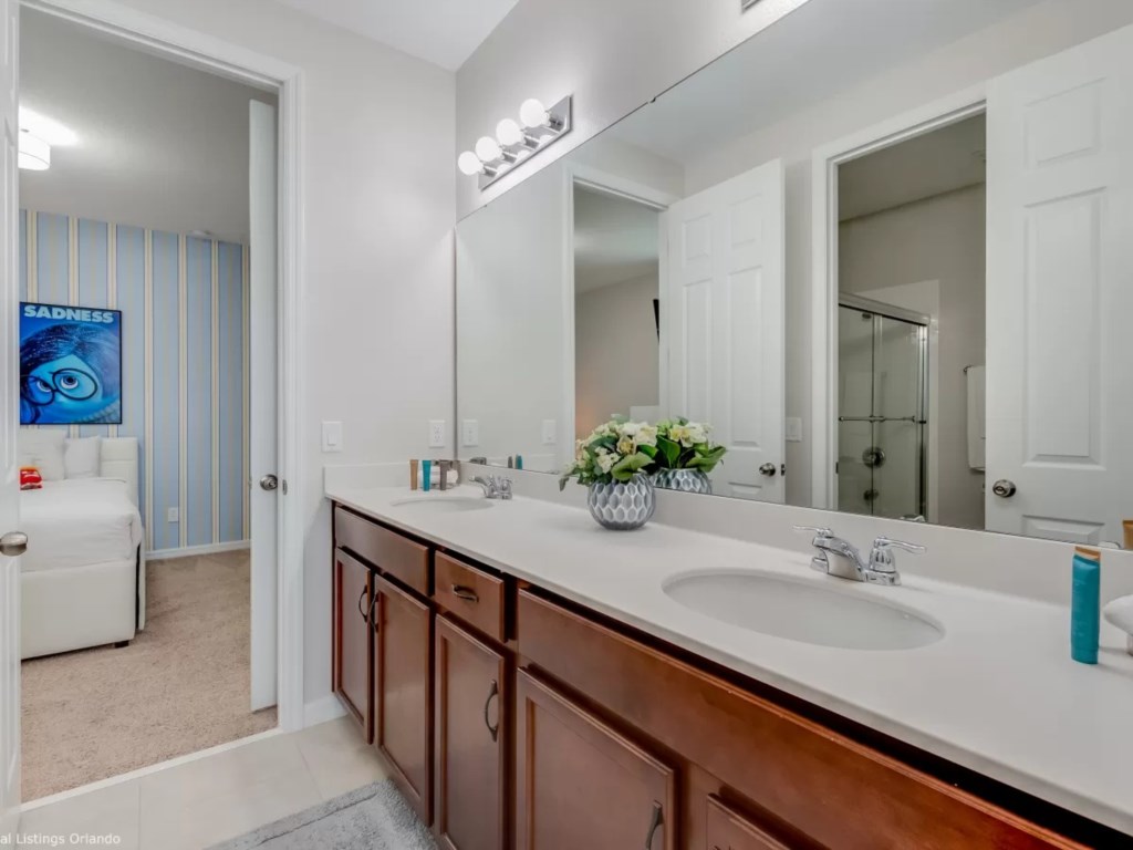 7 bedroom vacation house at Solara Resort - Image 36