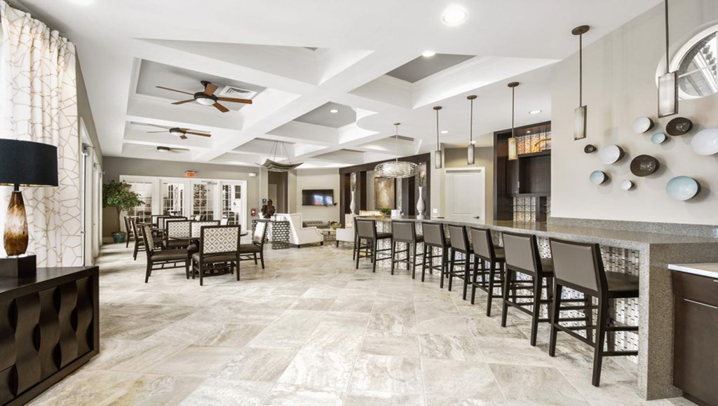 5 bedroom vacation townhouse at Solterra - Image 46