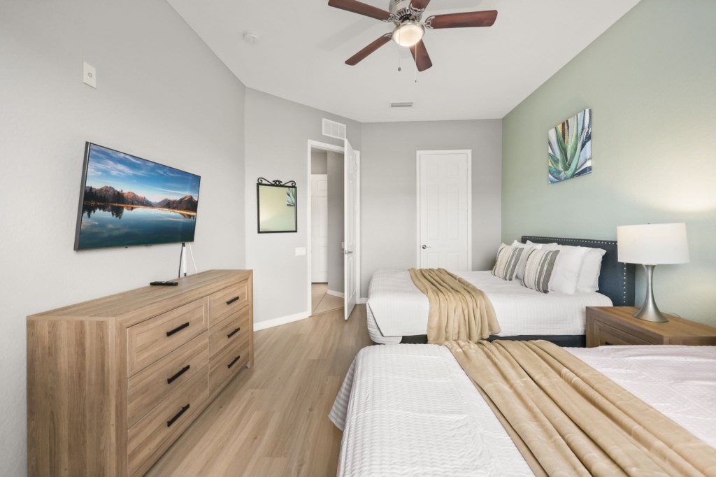 5048 Shoreway Loop Unit 401 (22).jpg