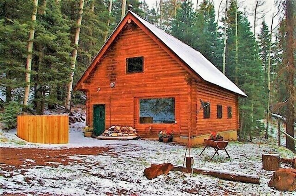 The Deer Ridge Cabin