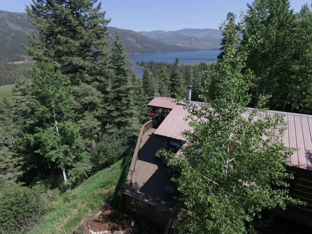 The Eagles Nest Cabin with Views of Vallecito Lake