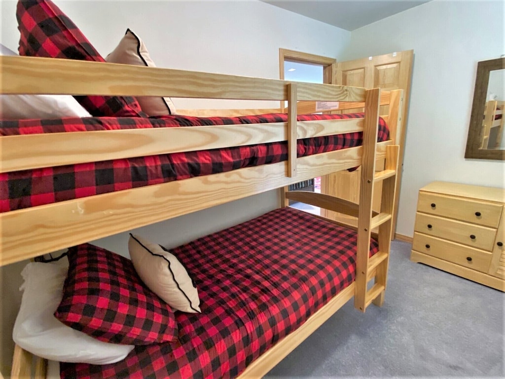Upstairs Bedroom with Twin Bunks