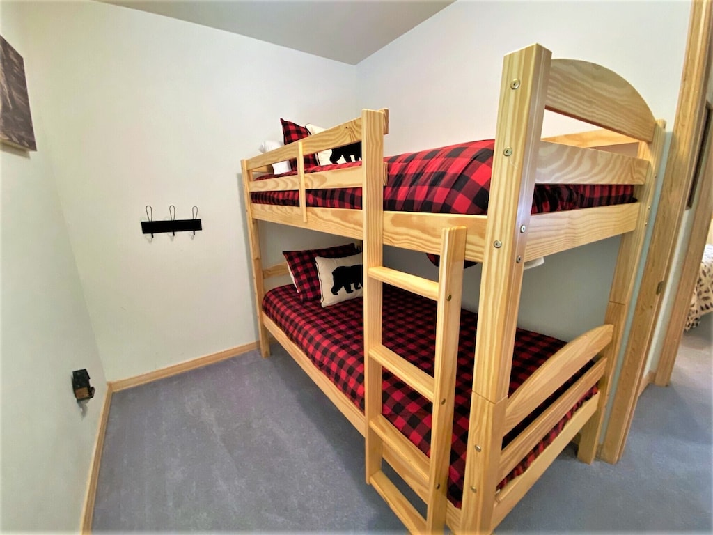 Upstairs Bedroom with Twin Bunks