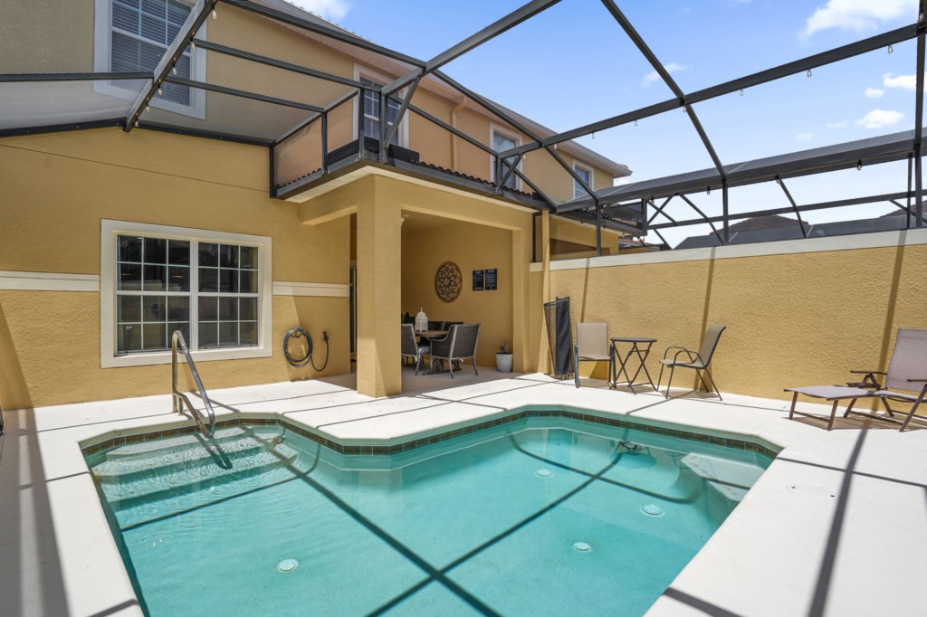 2939BuccaneerPalmRd(27)