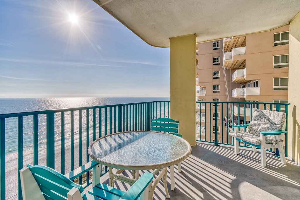 11th floor balcony overlooking the beautiful coastline of the Emerald Coast