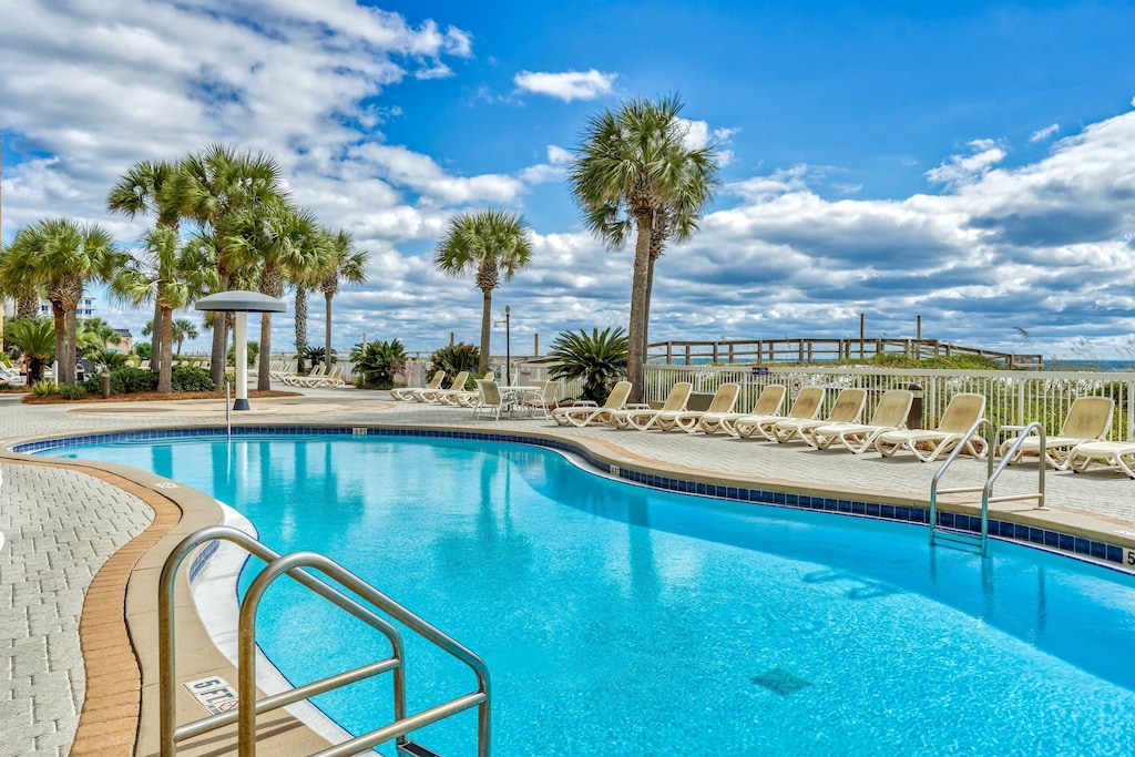 (2)  beachfront, resort style pool & hot tubs
