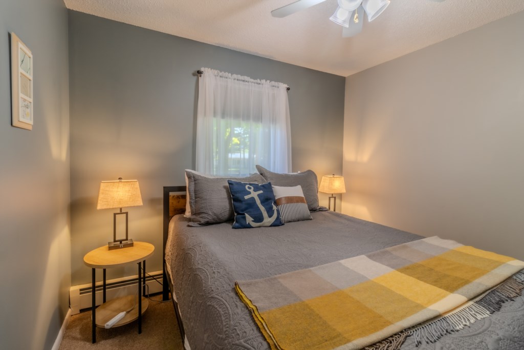 Guest bedroom